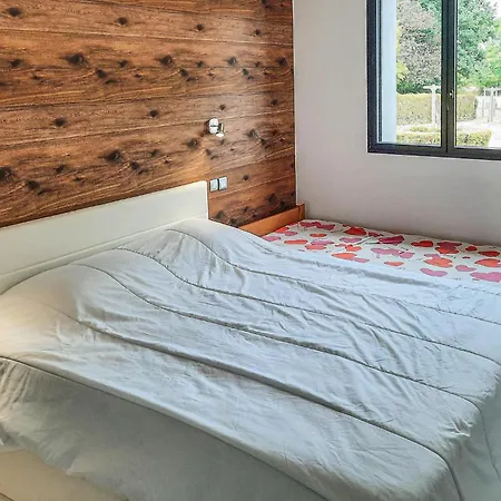 Prázdninový dům 2 Bedroom Stunning In *