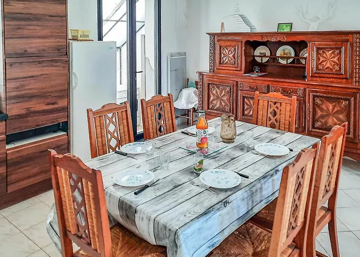 2 Bedroom Stunning In Hébergement de vacances