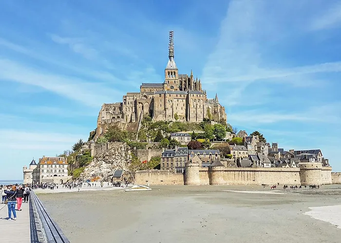 2 Bedroom Stunning In